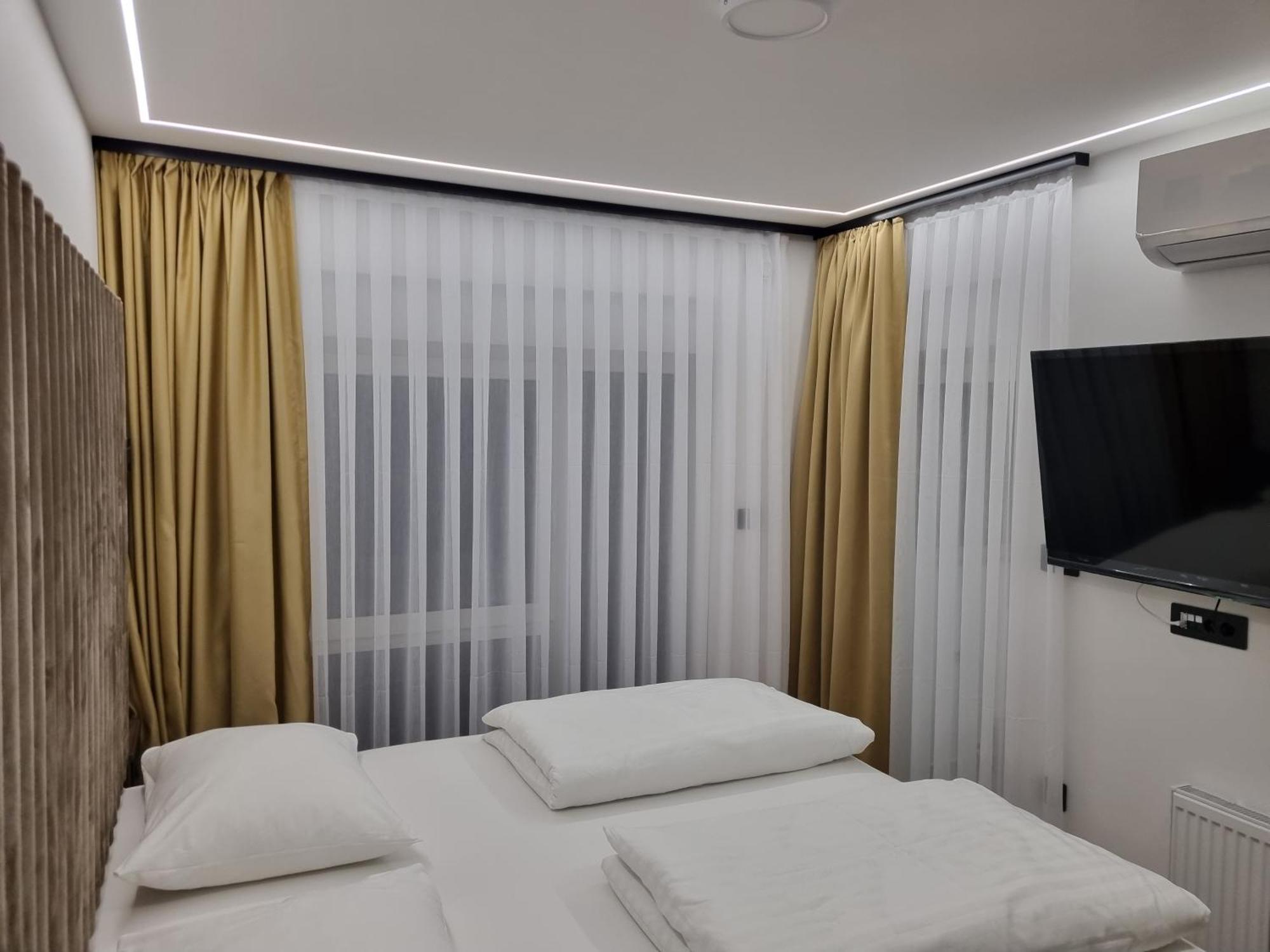 Apartamento Osijek Luxury Center - Self Check In, Free Private Parking, Ulica Ivana Gundulica 82 Exterior foto